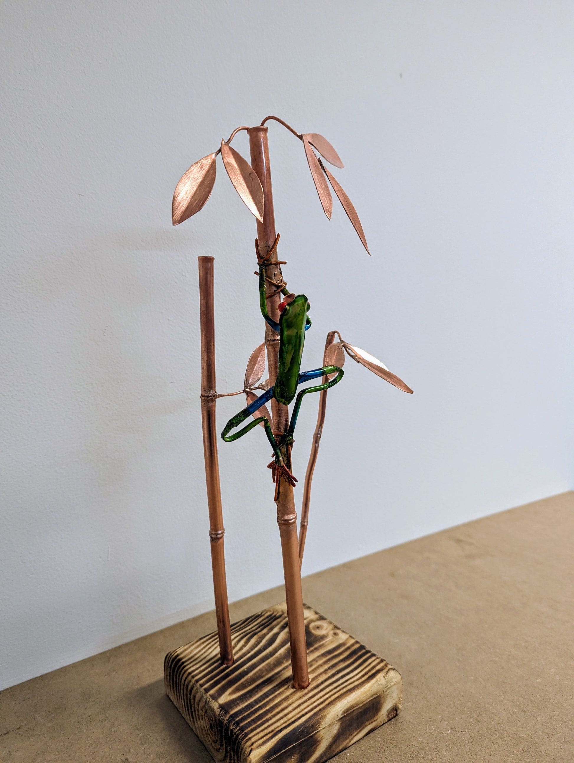 Copper bamboo and tree frog - Deshca Designs
