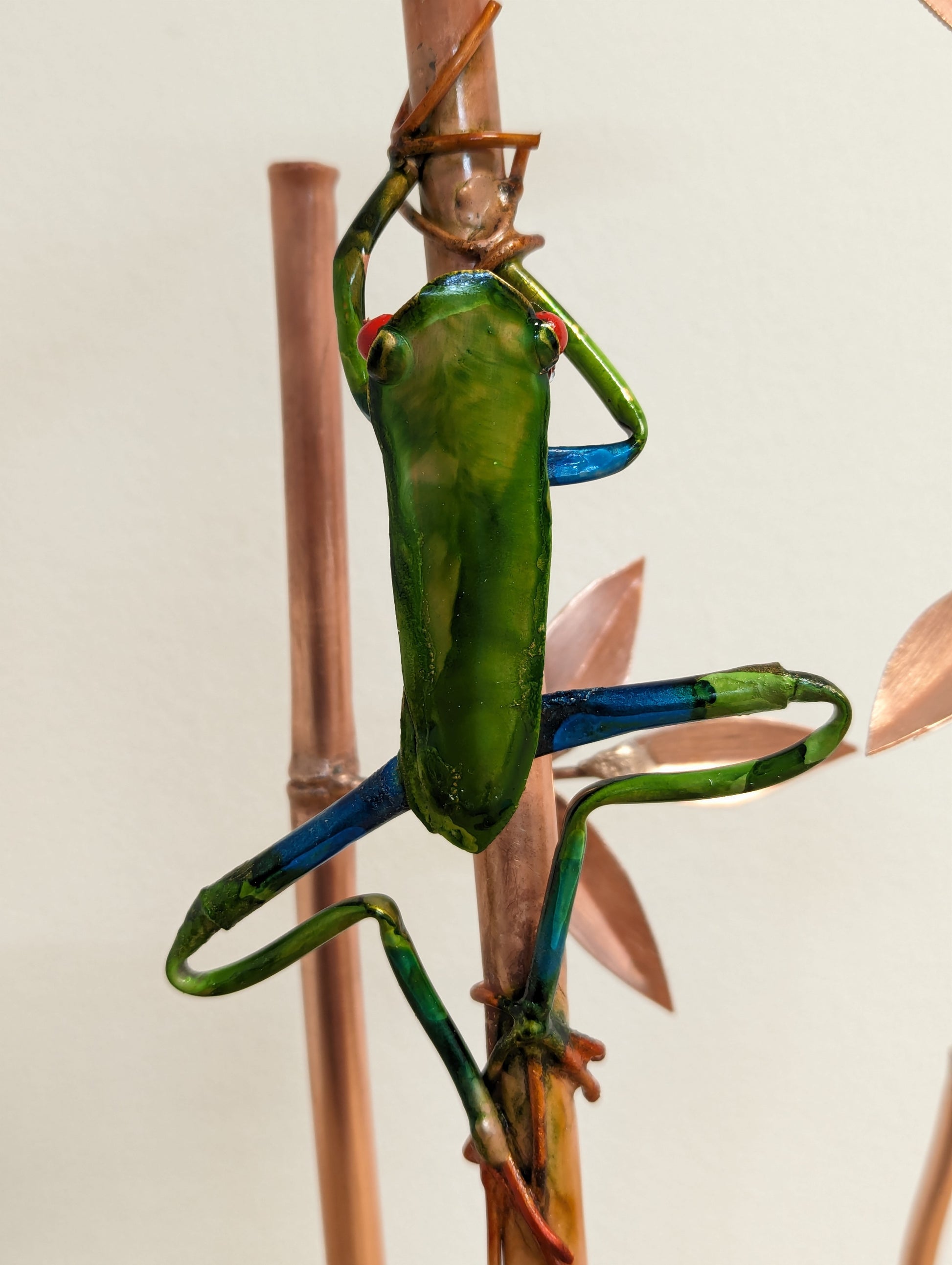 Copper bamboo and tree frog - Deshca Designs