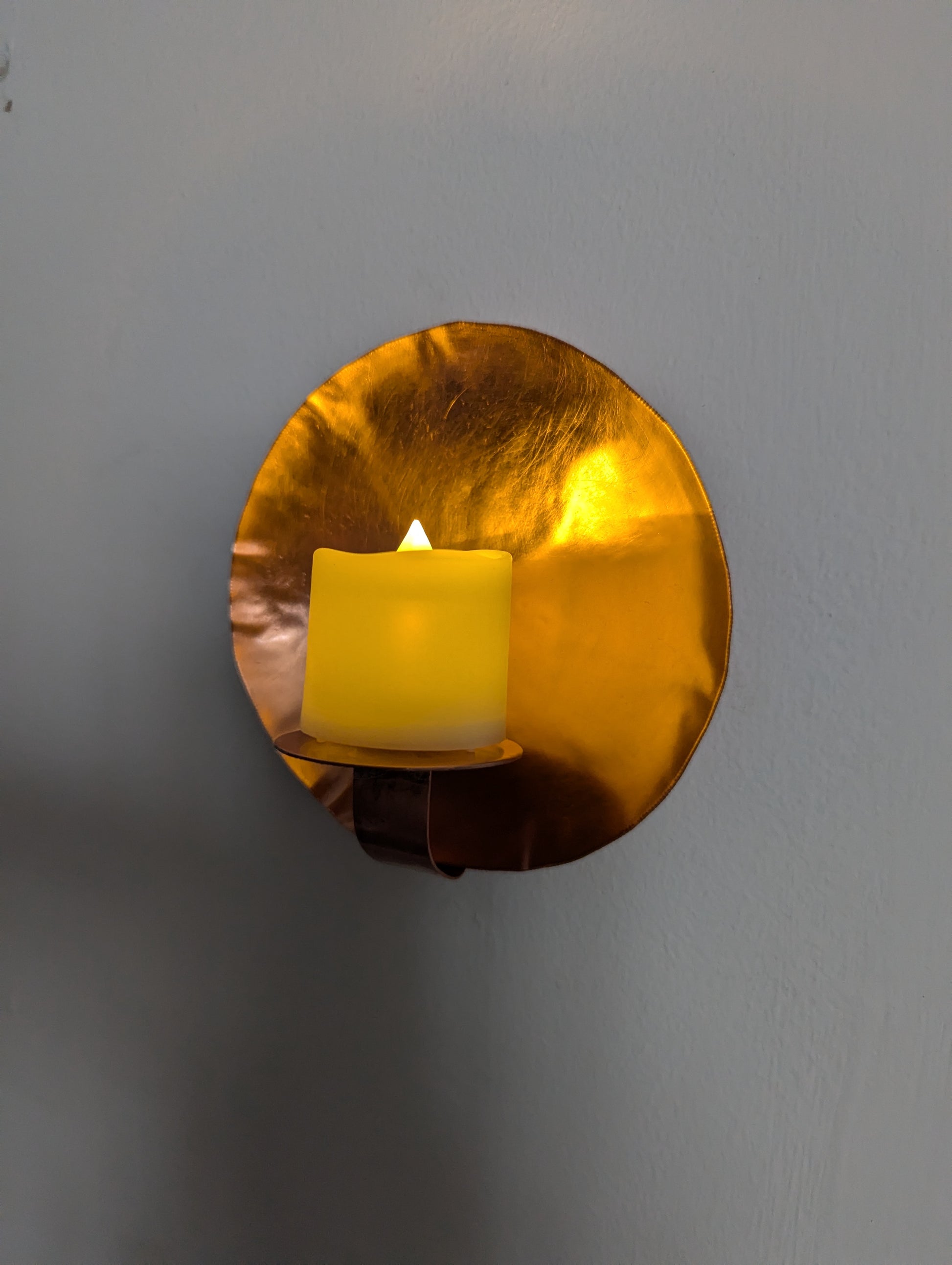 Copper wall sconce, ambient lighting - Deshca Designs