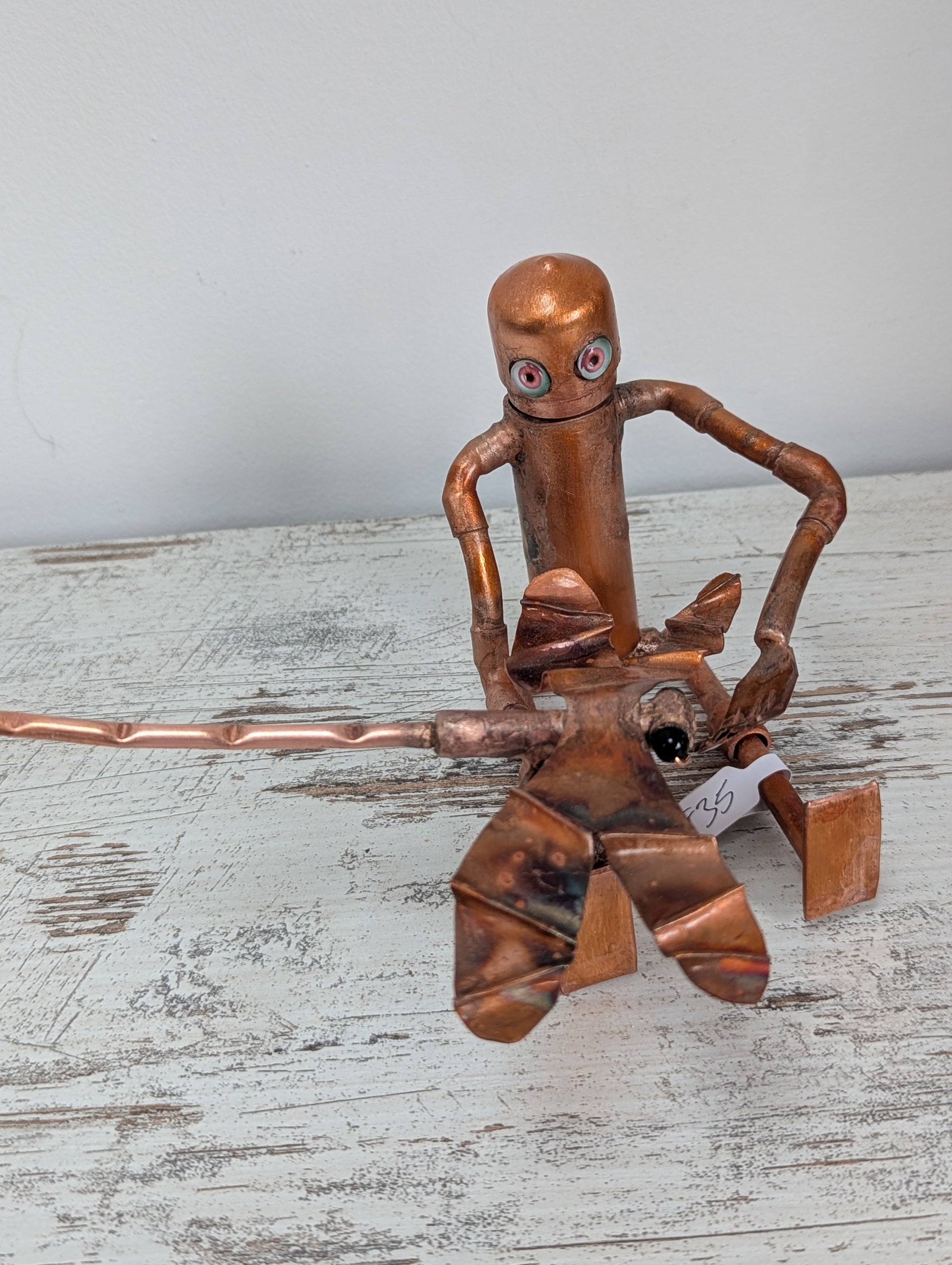 Robot with dragonfly - Deshca Designs