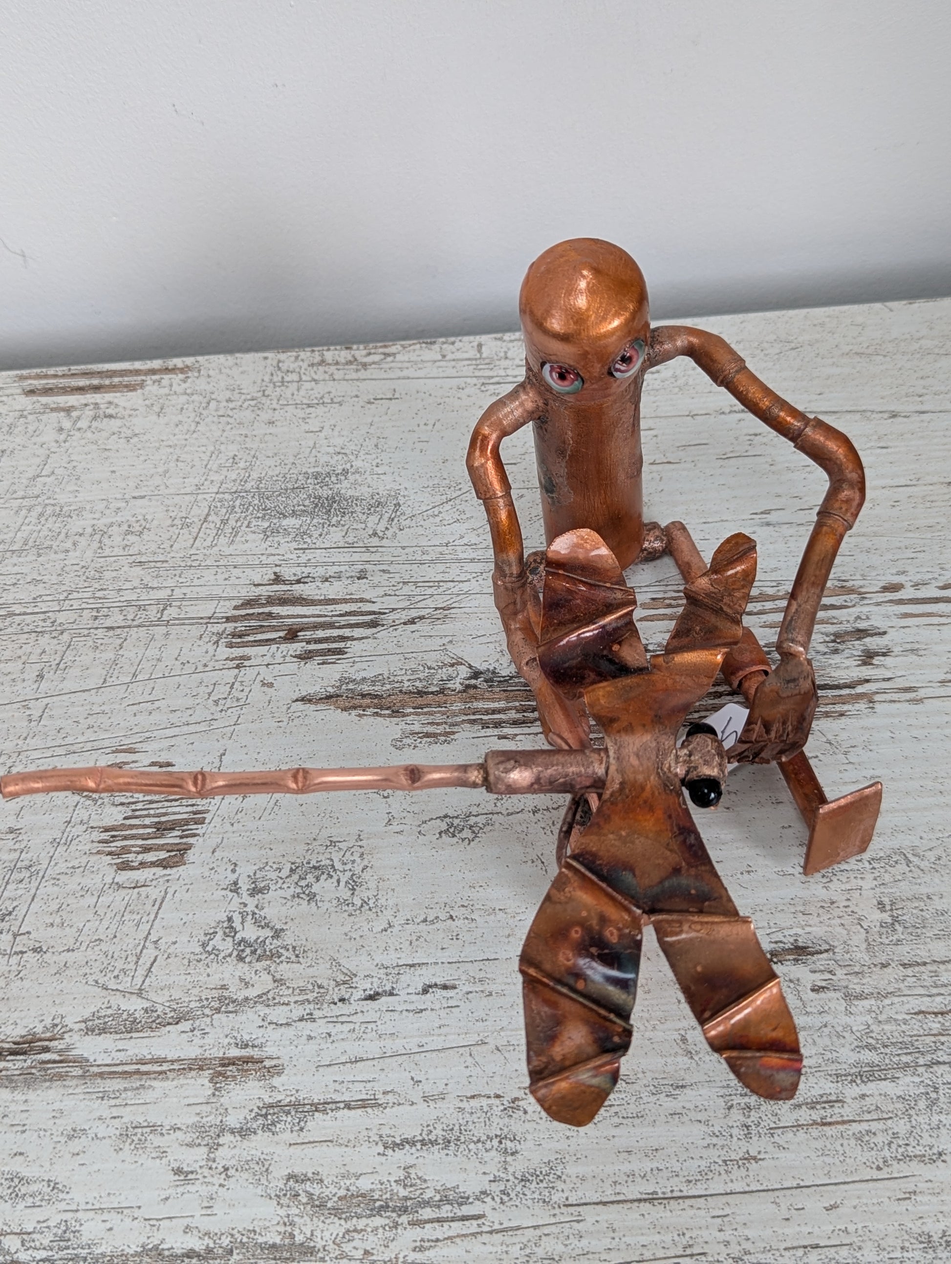 Robot with dragonfly - Deshca Designs