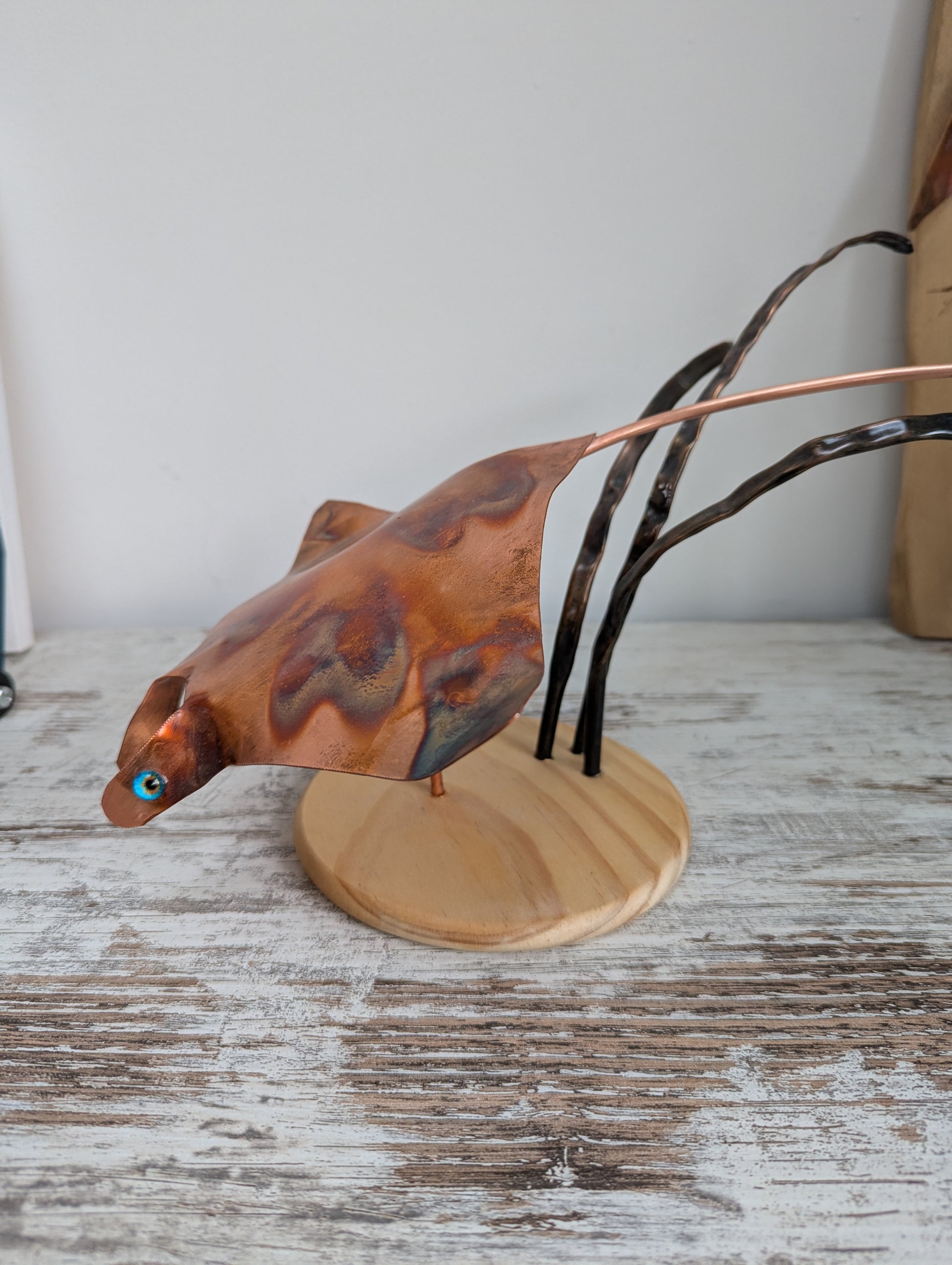 Manta ray sculpture - Deshca Designs