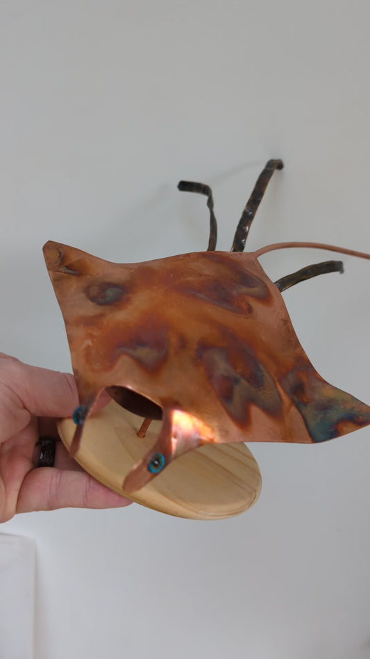 Manta ray sculpture