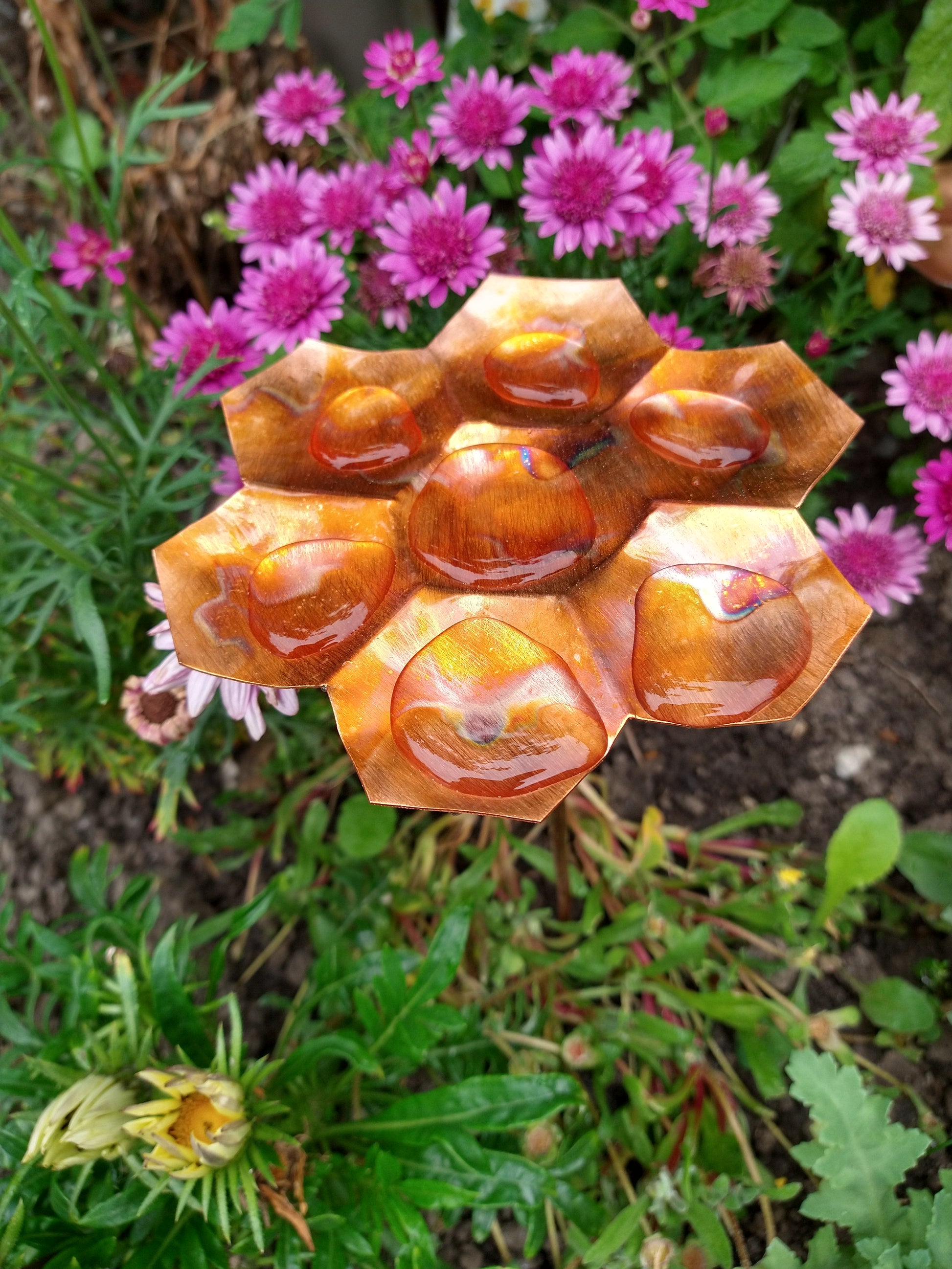 Copper Bee Bath for Pollinating Guests - Shallow, Flame-Coloured Bee Bath for Garden - Deshca Designs