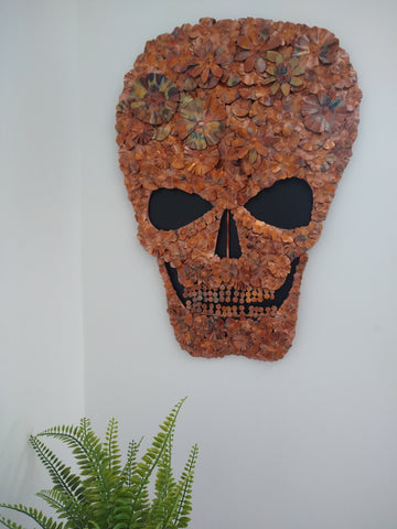 Metal skull wall hanging