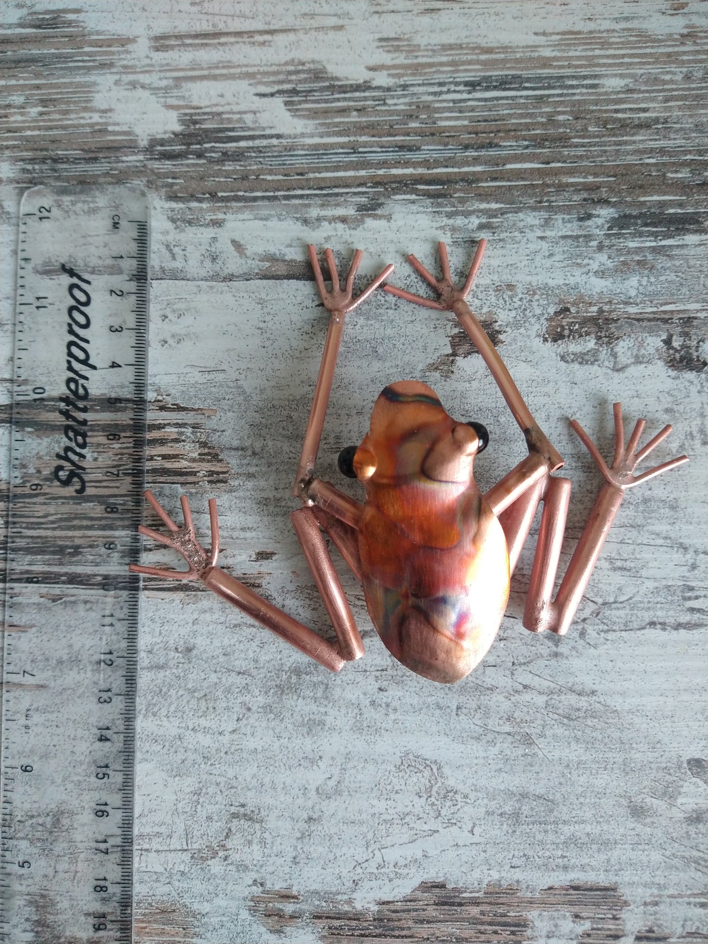 Copper frog garden decoration - Deshca Designs